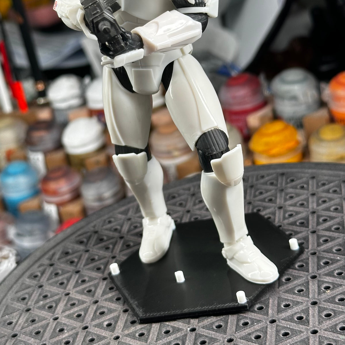 Posable Black Series Hex Stand