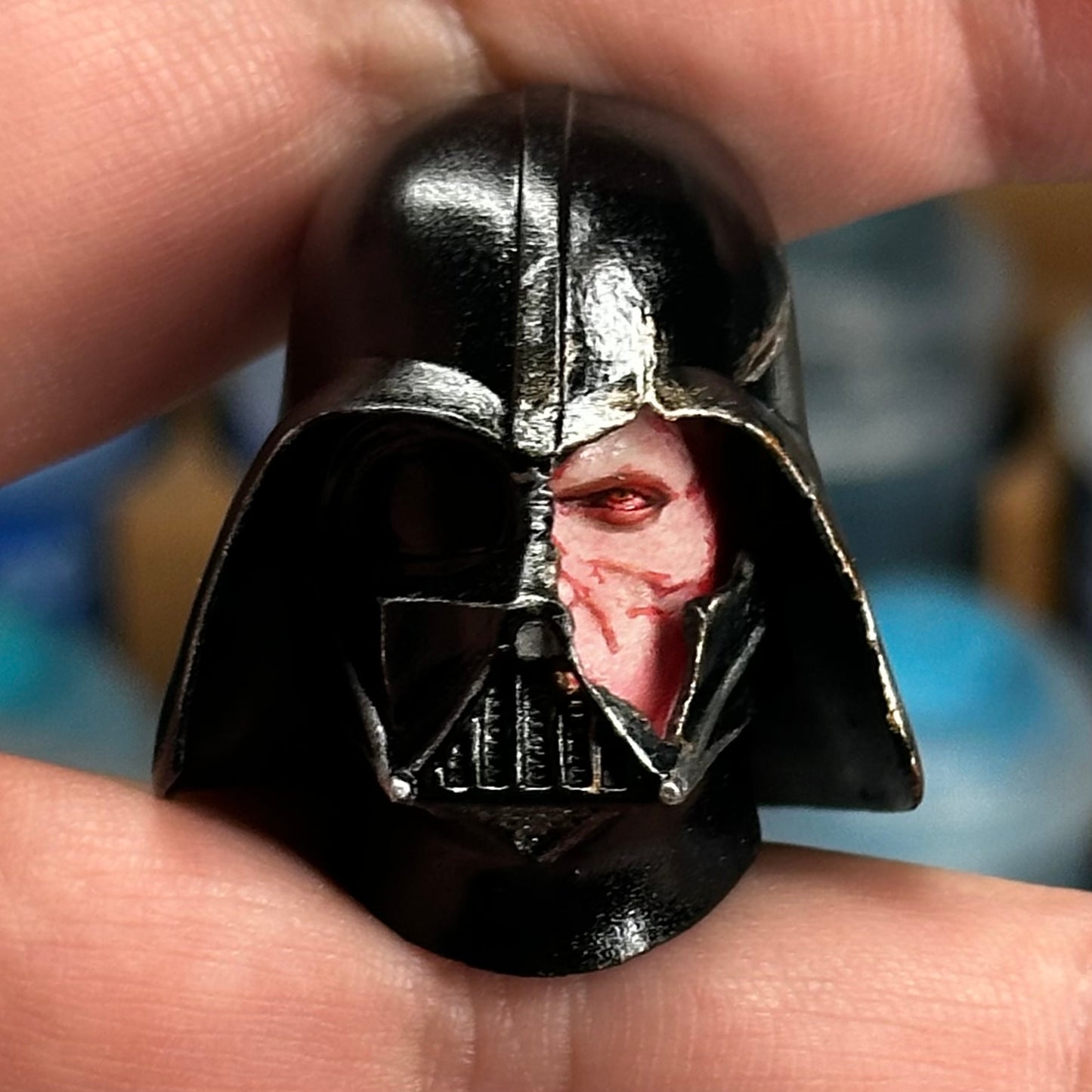 Darth Vader Hot Toys Replica Broken Helmet