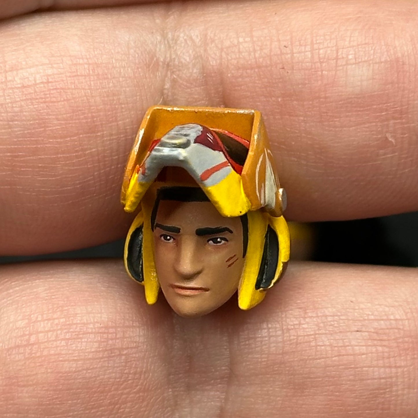 Ezra Head Sculpt with Movable Helmet